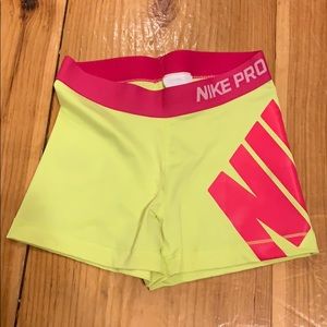 Pink&yellow Nike pro